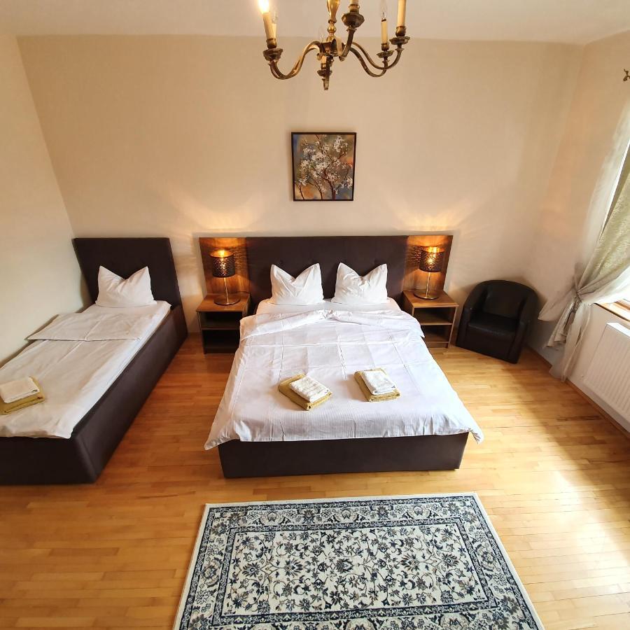 Gasthof De La Lugas Oradea