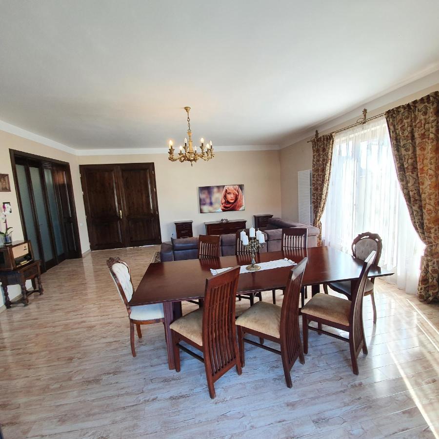 De La Lugas Gasthof Oradea