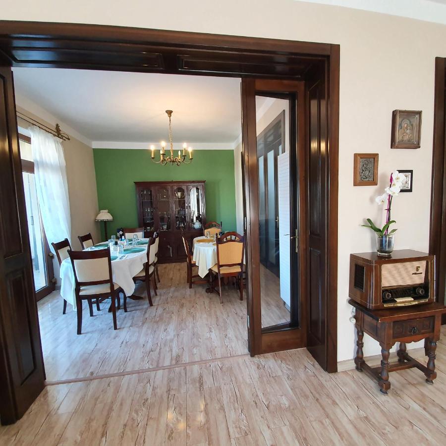 De La Lugas 3* Oradea