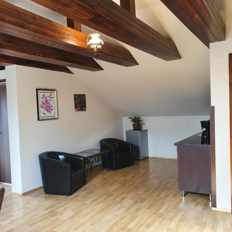 De La Lugas 3*